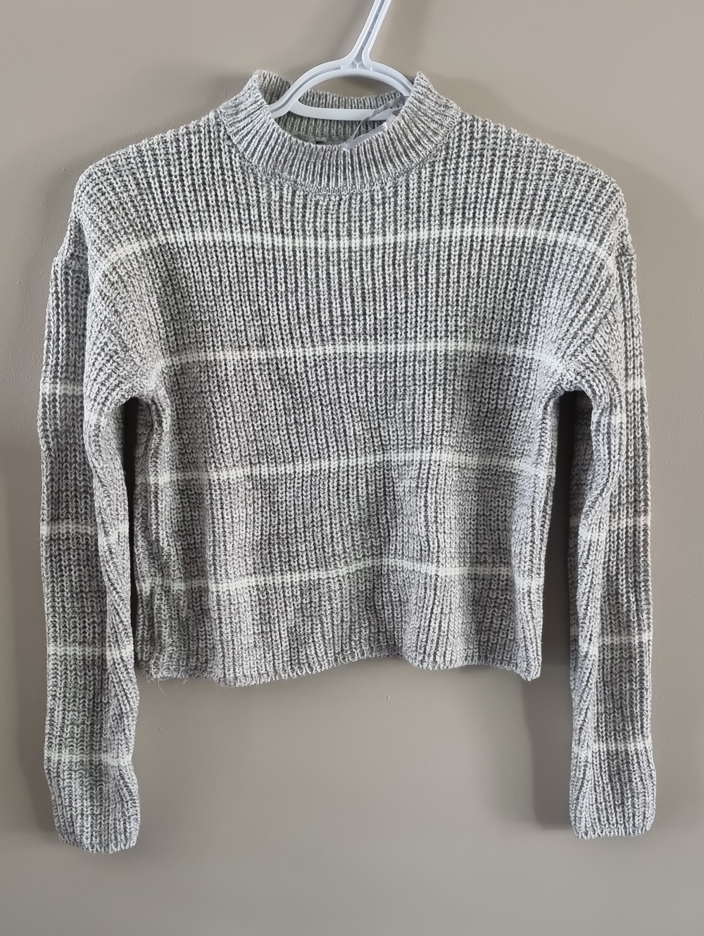 Streetwear Society Gray & White Striped Turtleneck Sweater